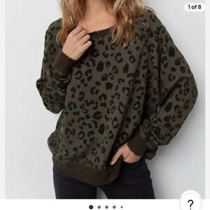 Rails Theo flocked olive leopard print crewneck pullover sweatshirt women’s XS